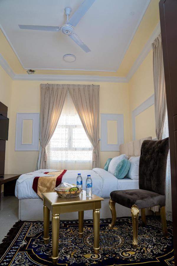 Arkan Al Barzah Hotel Apartment Szúr Kültér fotó