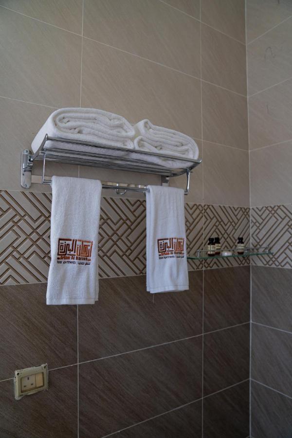 Arkan Al Barzah Hotel Apartment Szúr Kültér fotó