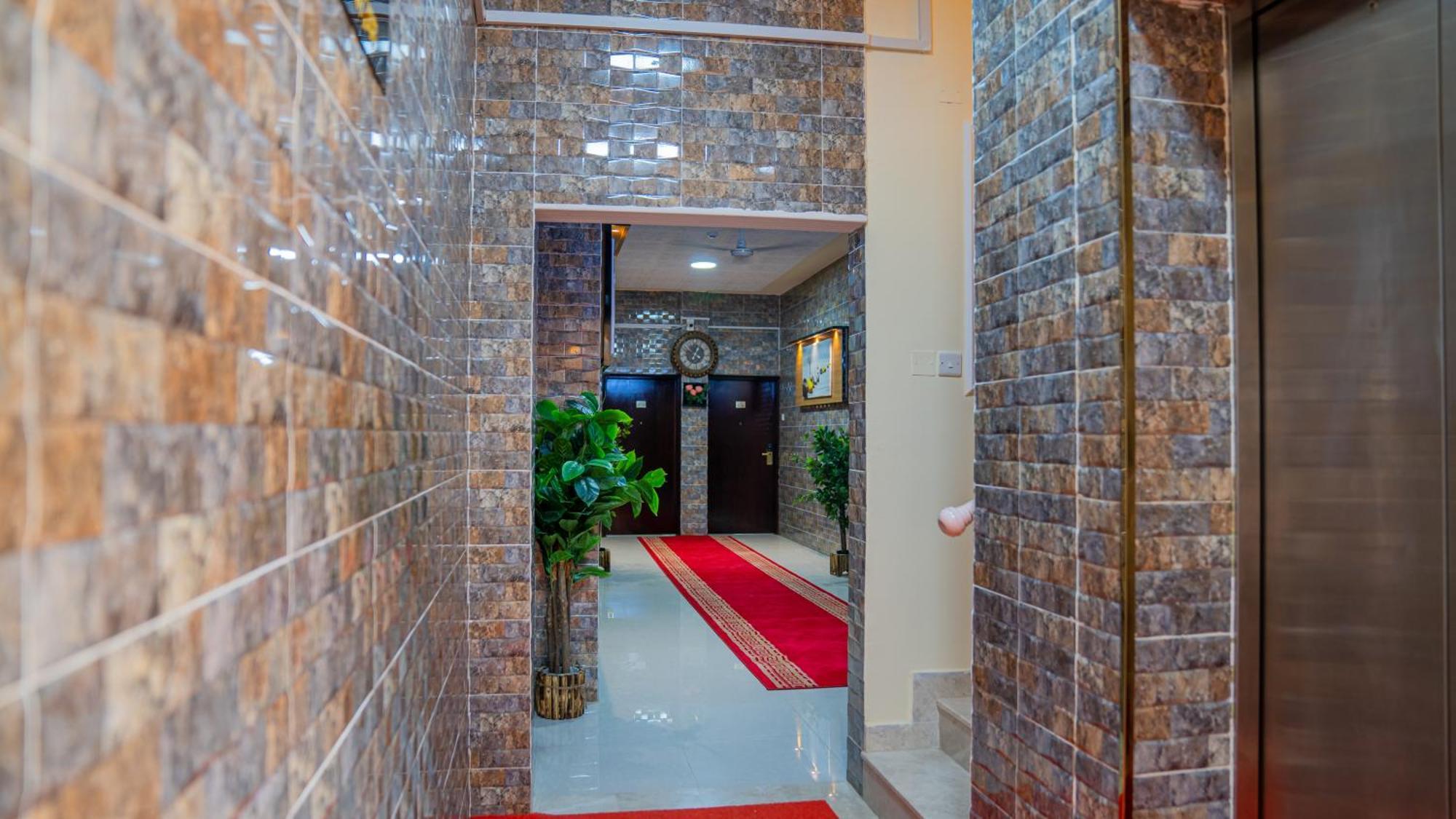 Arkan Al Barzah Hotel Apartment Szúr Kültér fotó