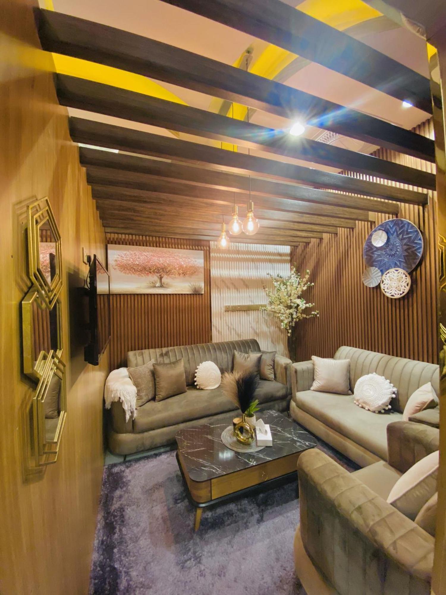 Arkan Al Barzah Hotel Apartment Szúr Kültér fotó