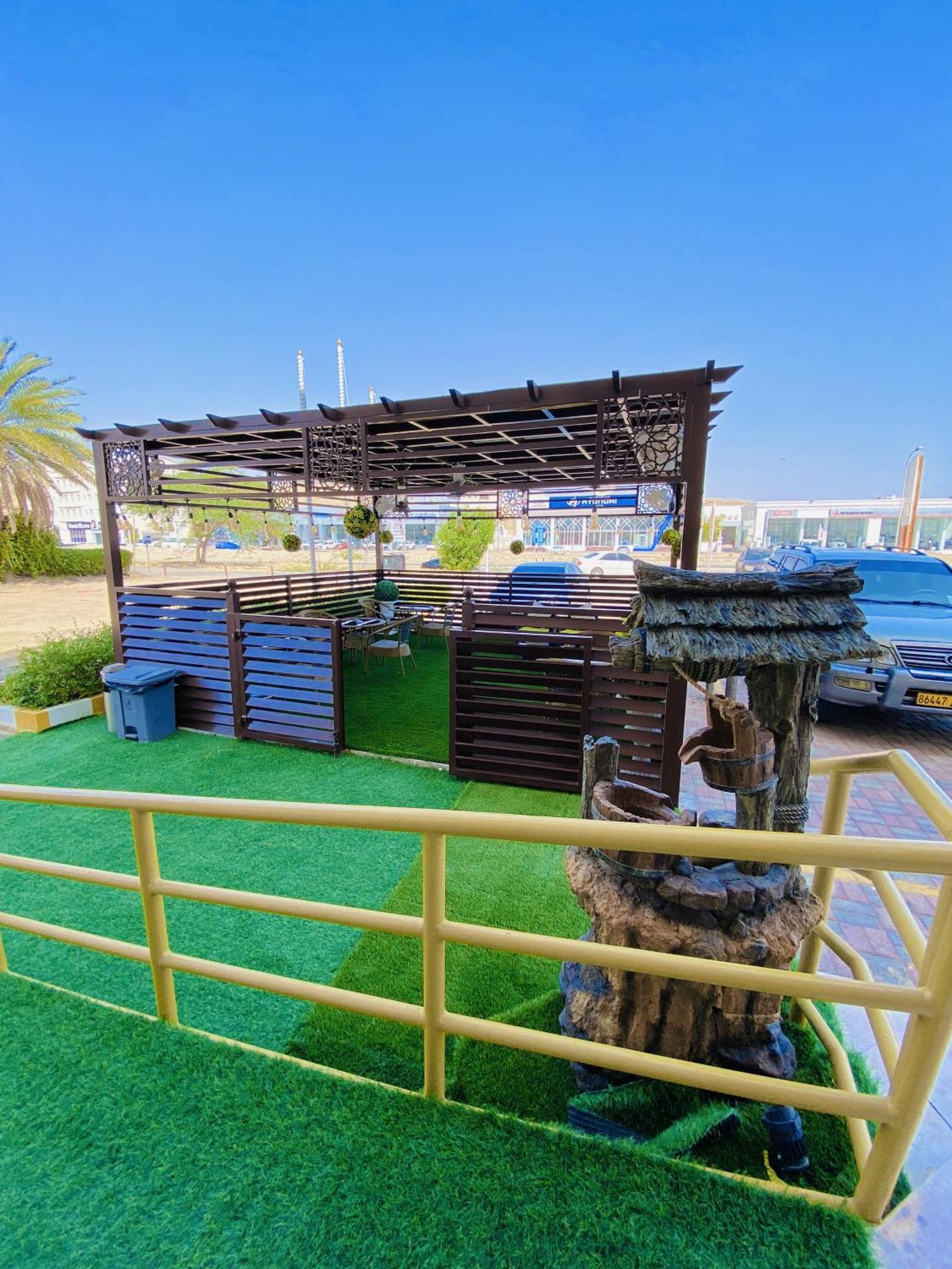 Arkan Al Barzah Hotel Apartment Szúr Kültér fotó